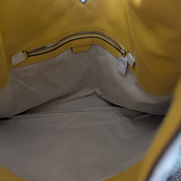 Tory Burch Zoe Quilted Tie Bag in Ivory Floral - Picture 9 of 15